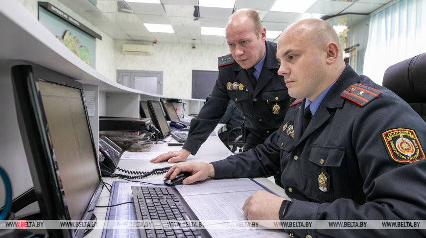 Около ста звонков ежедневно поступает на линию службы милиции 102 в Витебске