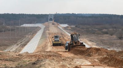 Все основные виды работ на строительстве моста через Сож в Славгороде завершены