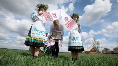 Обряд "Юраўскі карагод" провели в Житковичском районе