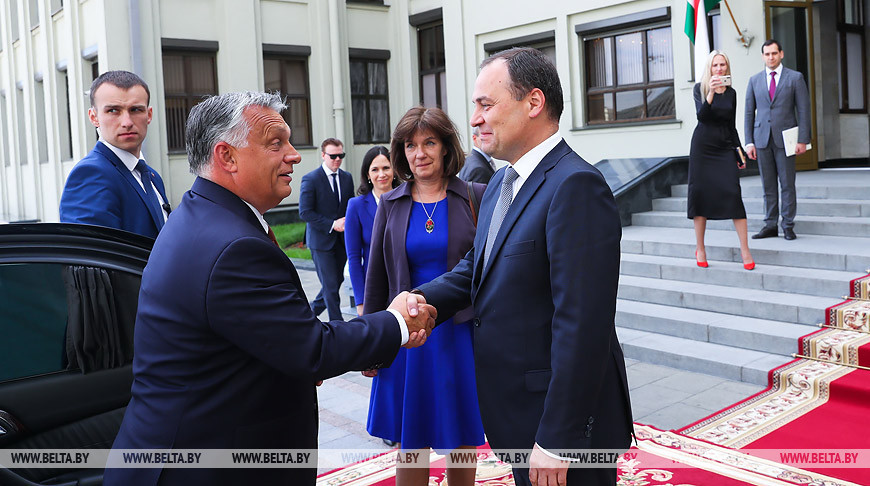 Головченко встретился с премьер-министром Венгрии Виктором Орбаном