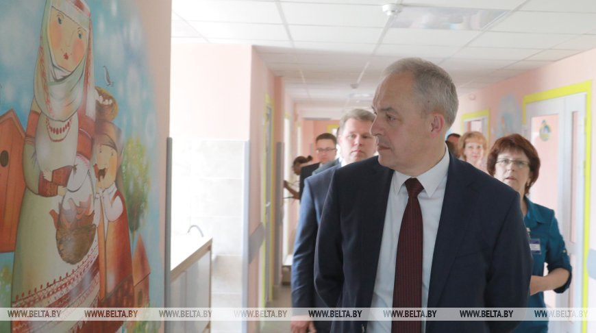 Сергеенко ознакомился с реконструкцией детской горбольницы в Бобруйске