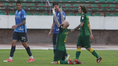 "Неман" одержал шестую победу подряд в чемпионате Беларуси, одолев брестское "Динамо"