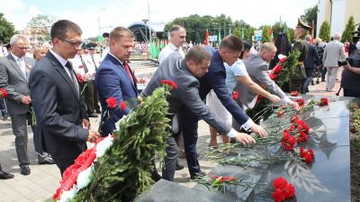 Митинг в честь Дня Независимости прошел в Гомеле на Аллее Героев