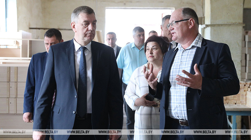 Заместитель премьер-министра Юрий Назаров совершил рабочую поездку в Лидский район