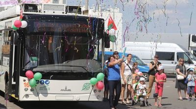 В Гродно запустили новый маршрут с бесконтактными троллейбусами