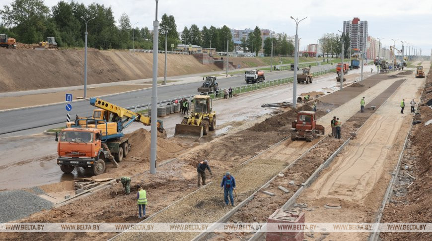 В Витебске завершают строительство новой дороги в микрорайон Билево