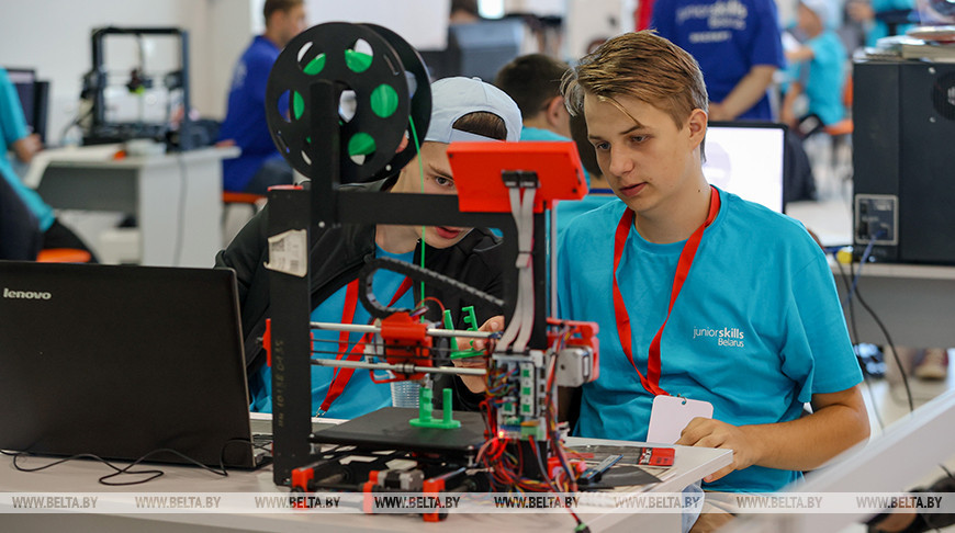 Участники WorldSkills Belarus демонстрируют свое мастерство по 47 компетенциям