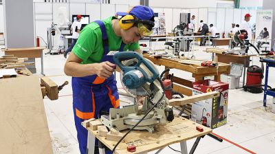 Петришенко и Карпенко посетили WorldSkills Belarus 2020