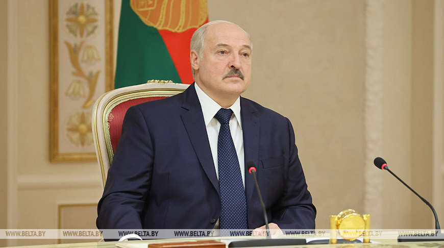 Лукашенко встретился с губернатором Псковской области