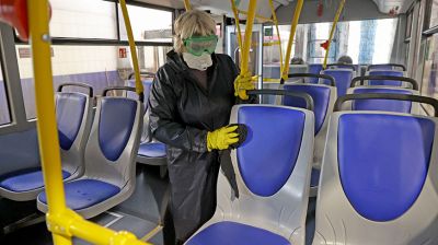 Троллейбусы в Витебске ежедневно обрабатывают дезинфицирующими средствами