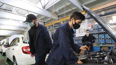 Завод "Чеченавто" выпускает автомобили Lada Granta