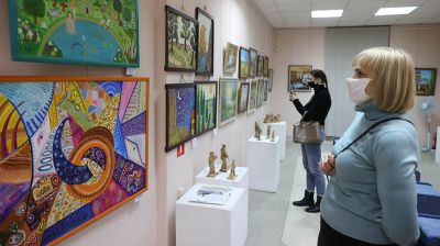 Выставка инситного искусства в честь 380-летия Василия Кореня открылась в Витебске