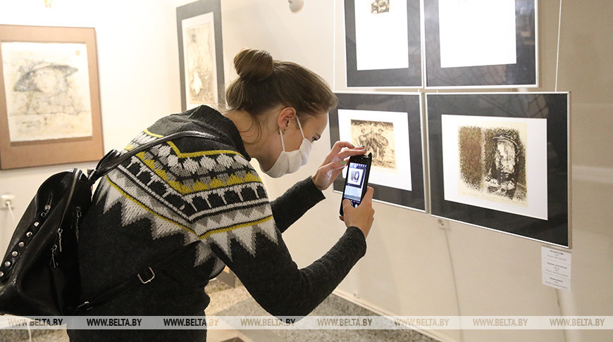 Выставка работ Александра Сушкова открылась в Гомеле