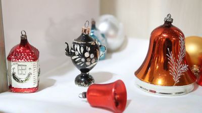 Выставка антикварных елочных игрушек открылась в Могилеве