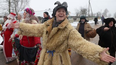 Колядные гуляния прошли в агрогородке Махово Могилевского района