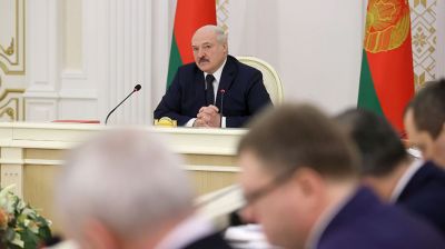 Лукашенко собрал совещание с руководством Совмина