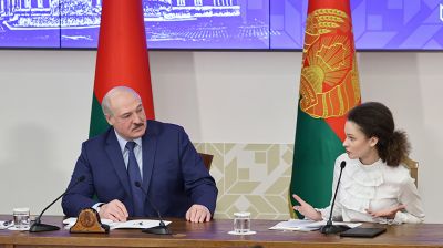 Лукашенко встретился со студенческой молодежью