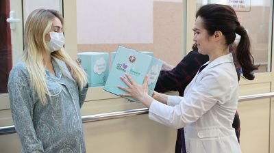 В Минске стартовал новый этап акции "Подарочная коробка MAMA PRO"
