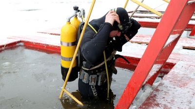 Зимний сбор военных водолазов проходит в Могилеве