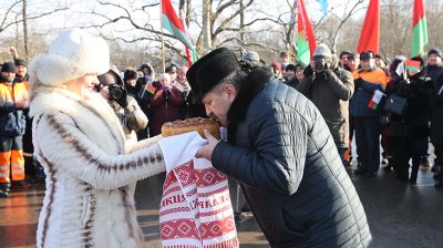 Обновленный мост через Птичь открыли в Октябрьском районе