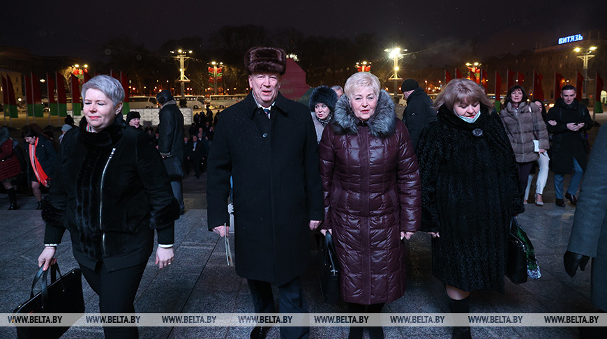 Делегаты VI Всебелорусского народного собрания прибывают во Дворец Республики