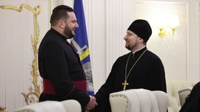 Представителей религиозных конфессий и госорганов объединил круглый стол в Минске