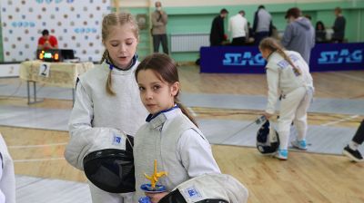 Более 150 юных фехтовальщиков поспорили за награды соревнований "Клинки Полесья"