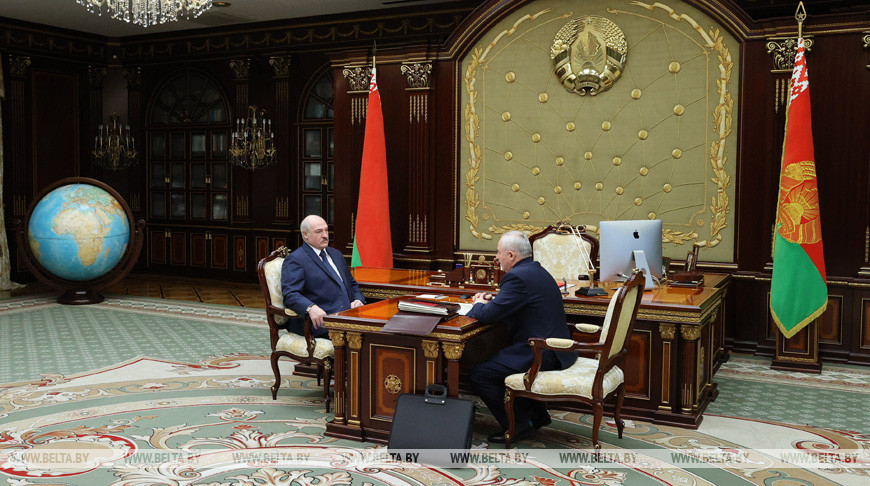 Лукашенко поставил задачу по развитию новых направлений работы в структуре Управления делами Президента
