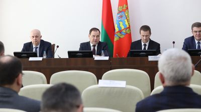 Головченко: необходимо определиться с перспективами и поэтапностью застройки городов-спутников