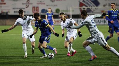 Футболисты БАТЭ выиграли у "Слуцка" в матче чемпионата Беларуси