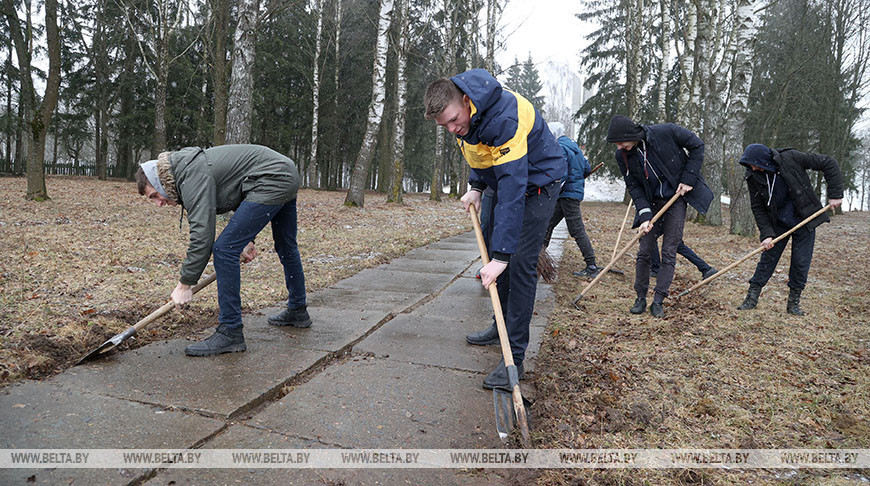 Акция по благоустройству мемориала на месте сожженной деревни прошла в Могилевском районе