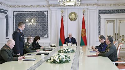 Лукашенко провел совещание по вопросу общественно-политической обстановки в стране
