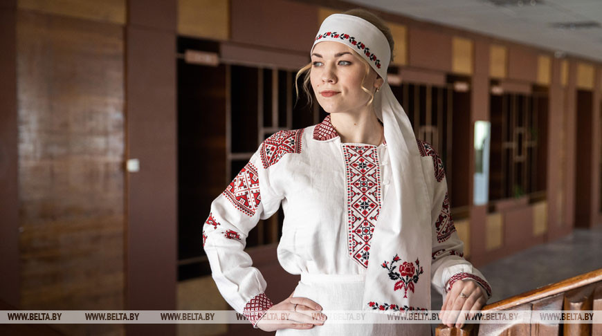 Народные мастера Кореличского района восстанавливают национальные костюмы XIX века