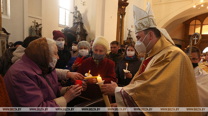 В Фарном костеле Гродно 3 апреля состоялось главное пасхальное богослужение - навечерие Пасхи