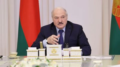 Лукашенко - руководству Польши: у нас немало проживает поляков, но это наши поляки, их родина - Беларусь