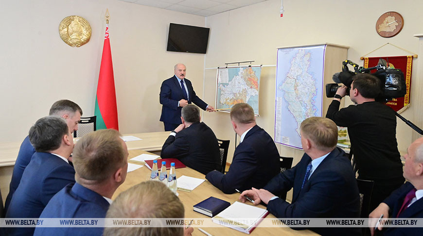 Лукашенко собрал в Брагине совещание по возрождению чернобыльских земель на юге Беларуси