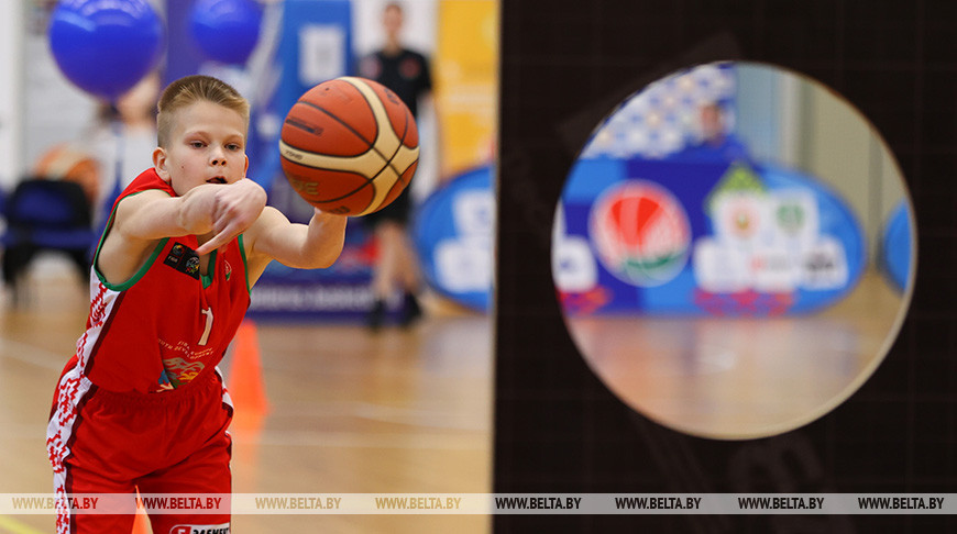 Финал проекта "Шаг в будущее" для юных баскетболистов проходит в Минске