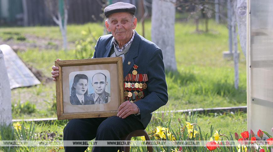 Ветерана войны Владимира Будовича поздравили с Днем Победы