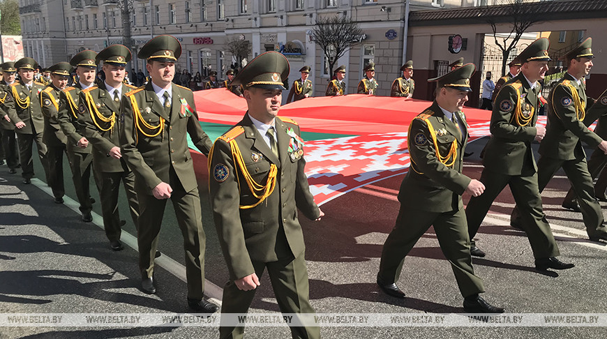 Праздничное шествие и митинг прошли в Гомеле