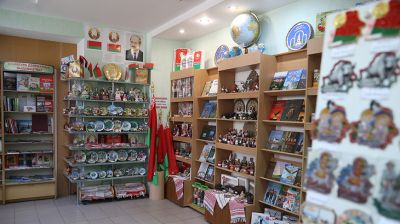 Первый в стране магазин государственной символики открыли в Могилеве