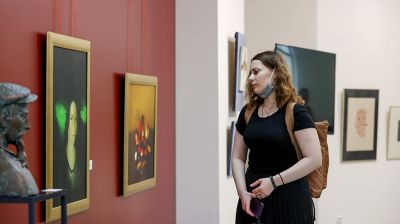 Выставочный проект к 75-летию Академии искусств открылся в Минске