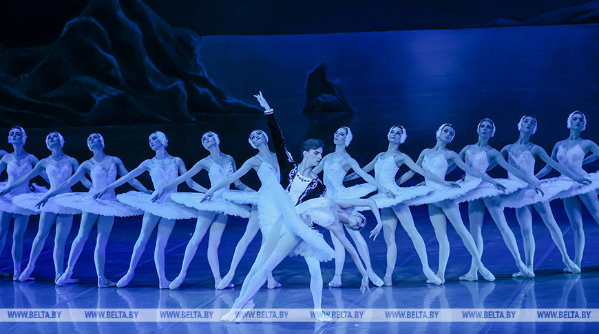 В Большом театре состоится премьера балета "Лебединое озеро" в постановке Елизарьева