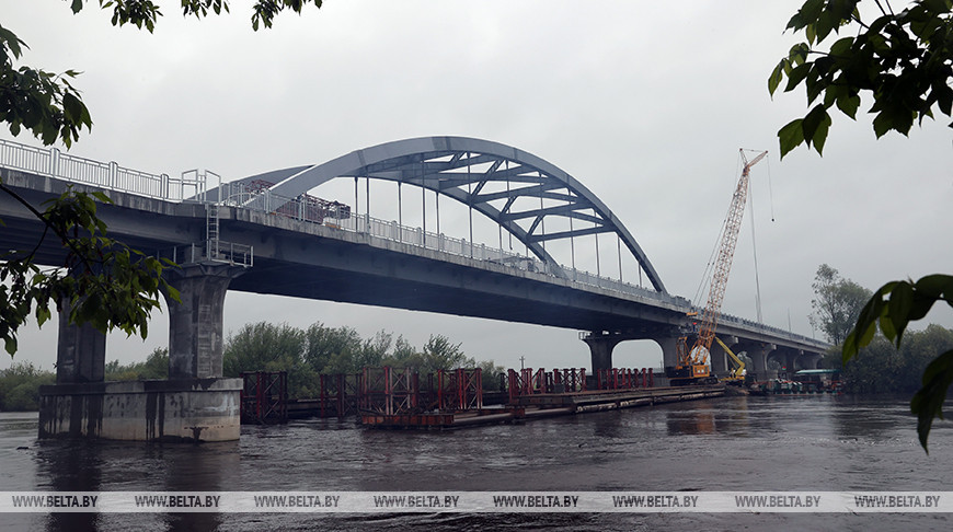 Арка с французскими вантами украсит новый мост через Днепр в Рогачеве
