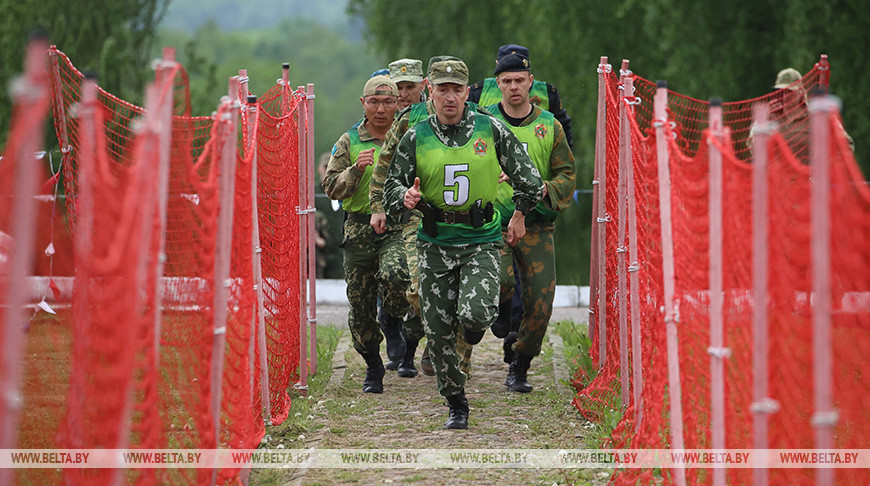 Пограничники из стран СНГ соревнуются в Гродненском районе