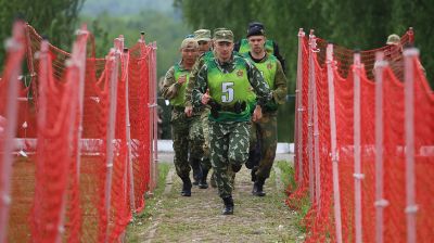 Пограничники из стран СНГ соревнуются в Гродненском районе