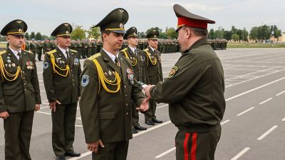 Хренин наградил лучших военнослужащих 38-й десантно-штурмовой бригады