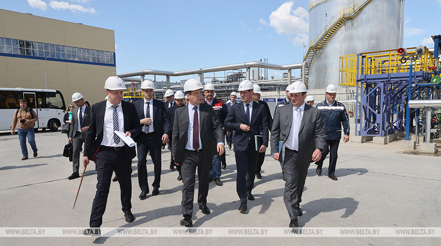 Головченко посетил ОАО "Нафтан"