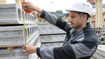 В Витебске приступили к выпуску железобетонных плит перекрытия на экспорт