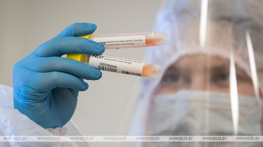В РНПЦ эпидемиологии и микробиологии идут испытания белорусской вакцины против COVID-19