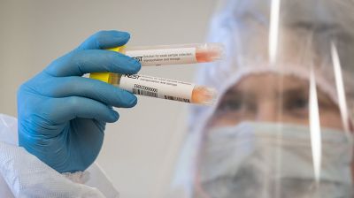 В РНПЦ эпидемиологии и микробиологии идут испытания белорусской вакцины против COVID-19